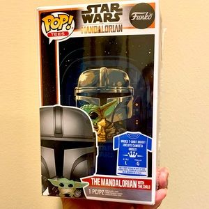 NIB The Mandalorian w/ The Child Funko Tee L